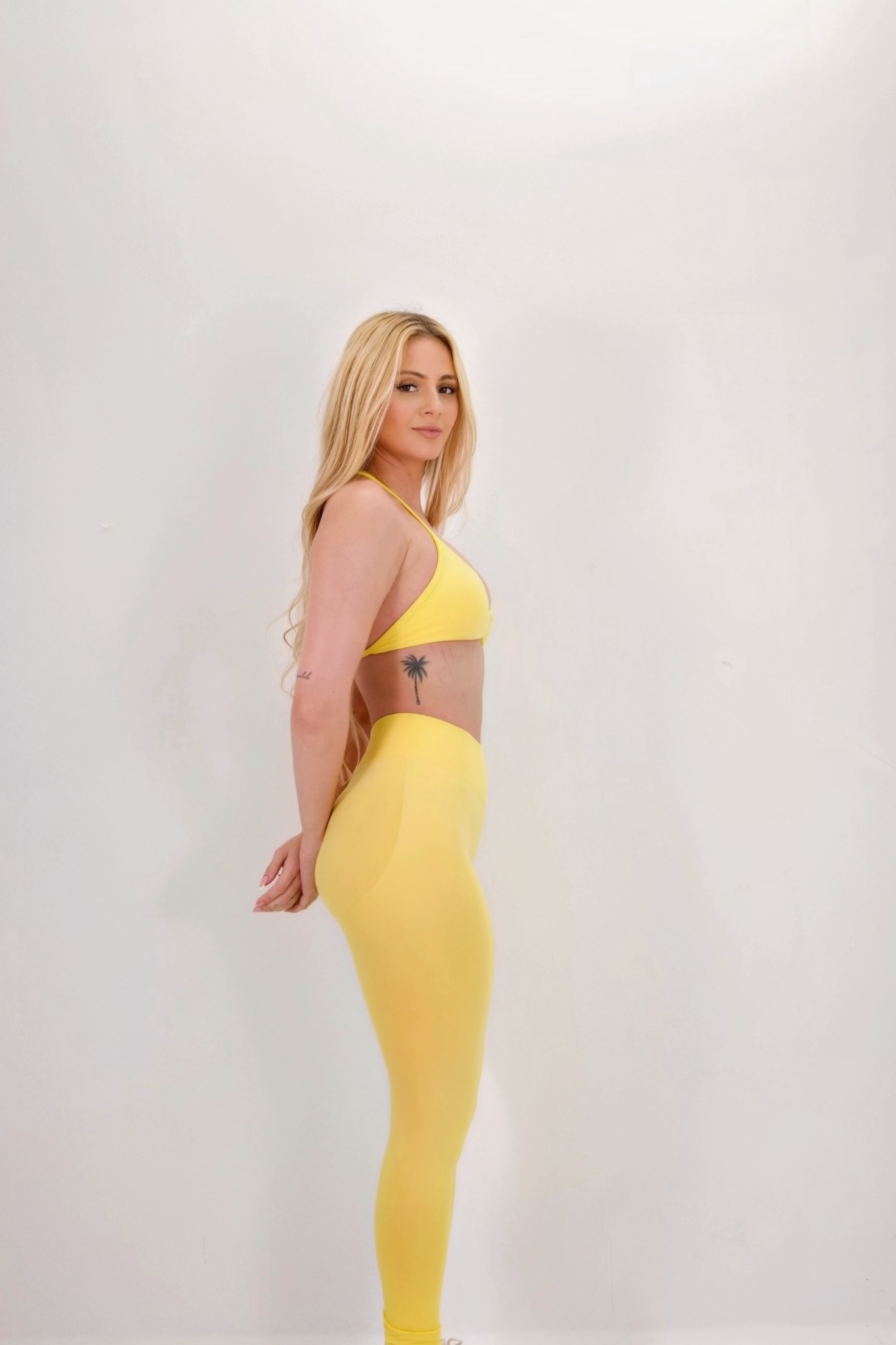 Contour Halterneck Bra | Lemon (4572)