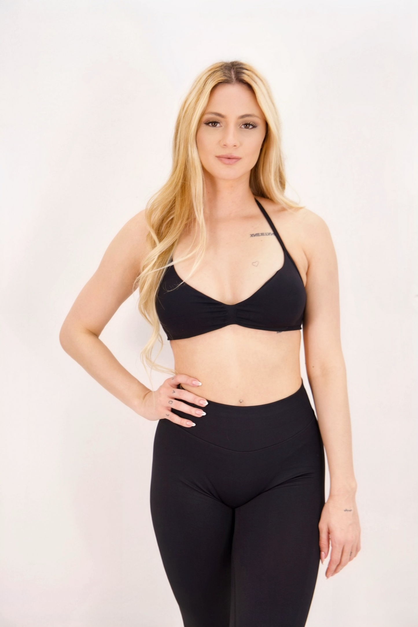 Contour Halterneck Bra | Black