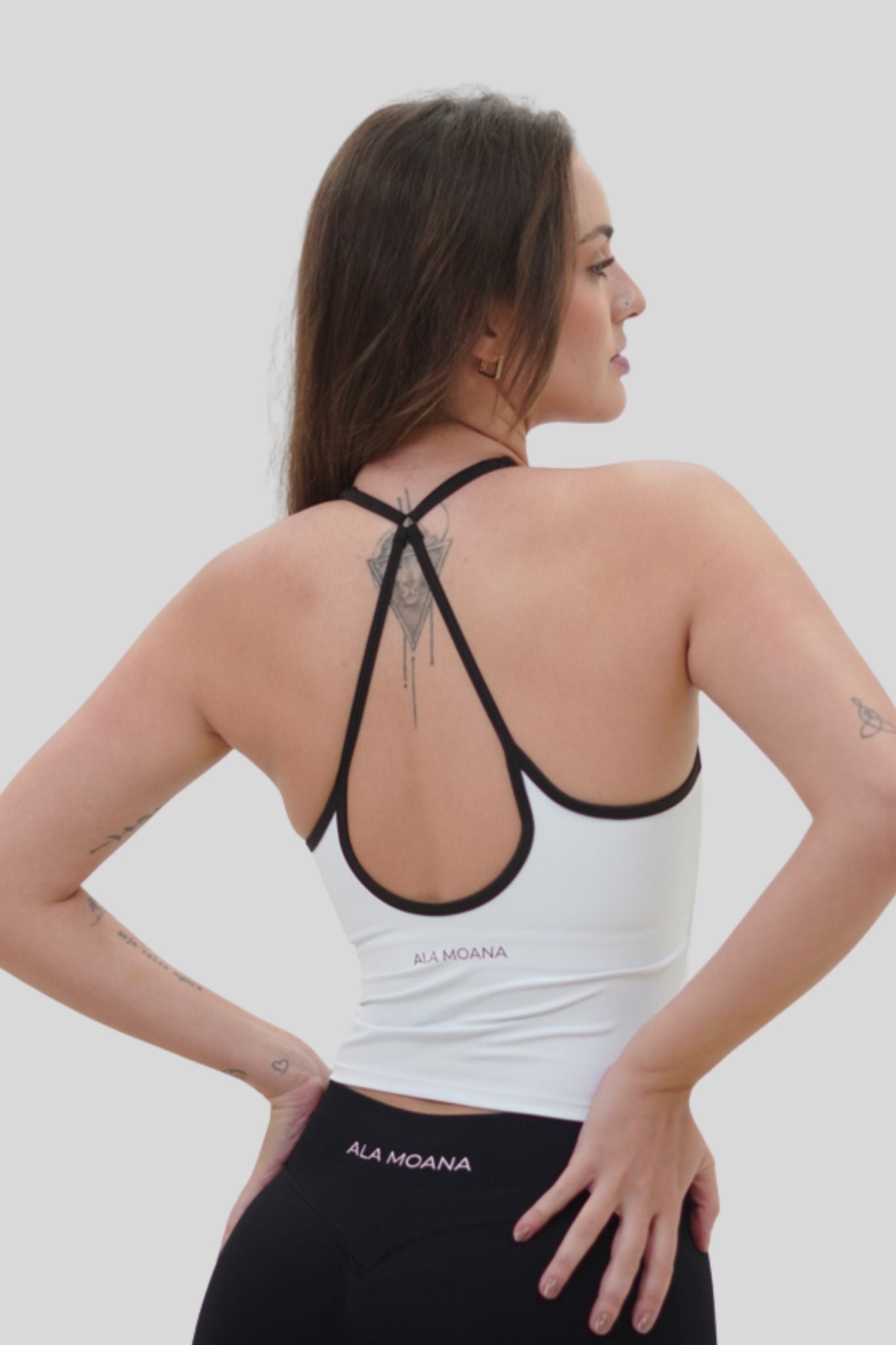 Outline Frame Tank | White
