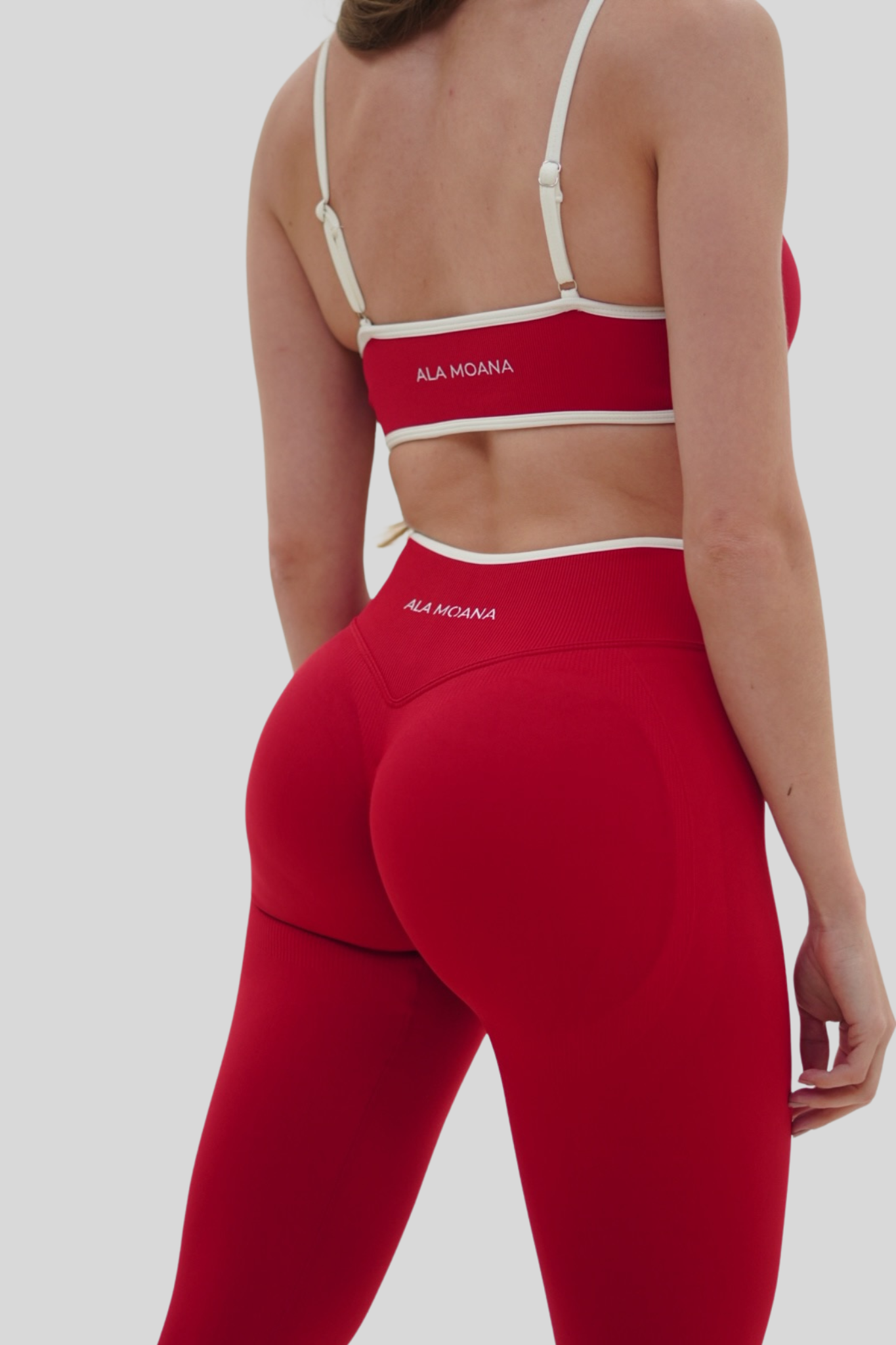 Contour Lift Top | Cherry