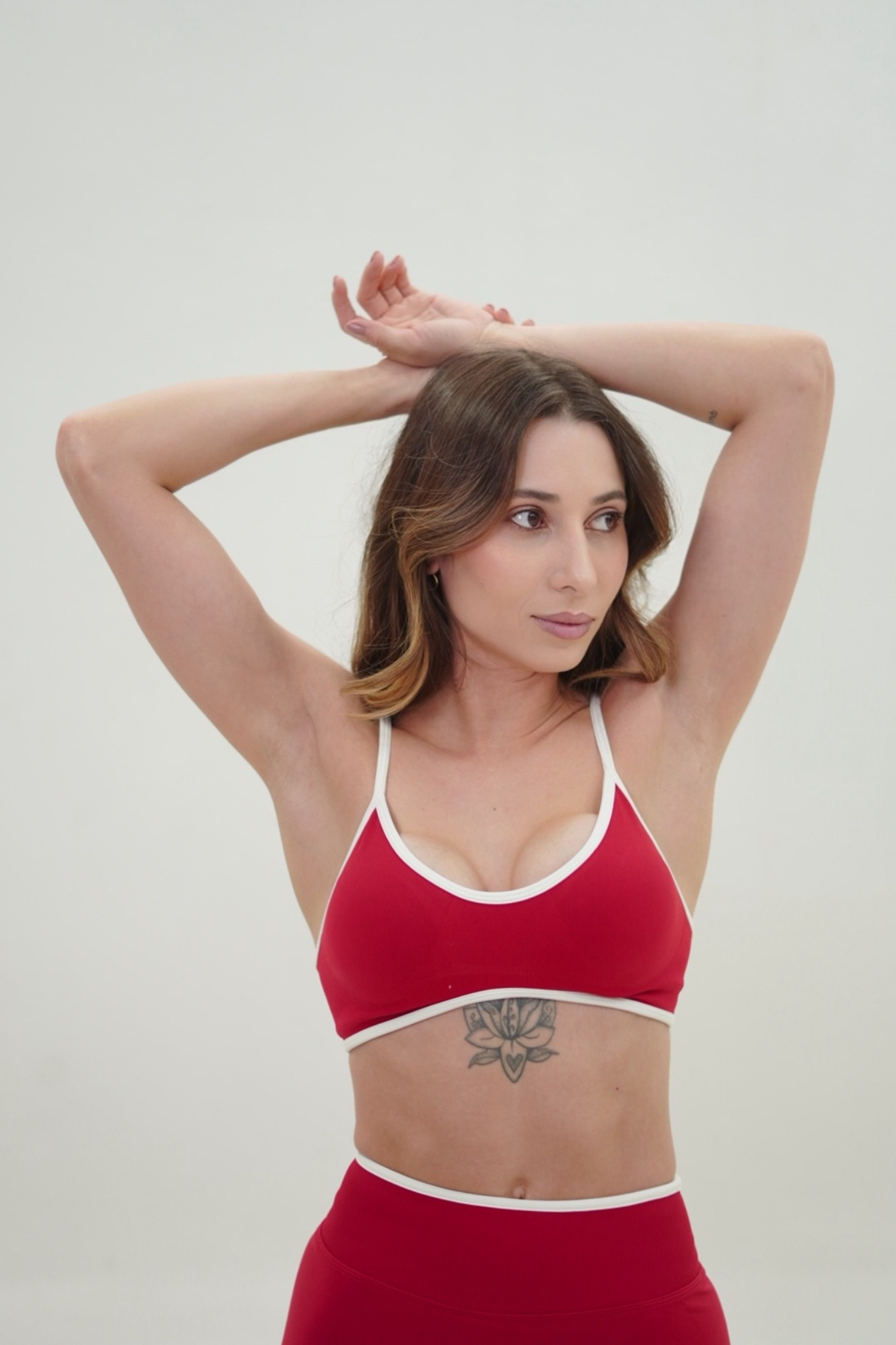 Contour Lift Top | Cherry