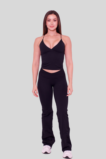Signature Sculpt V-waist Flare Leggings | Black