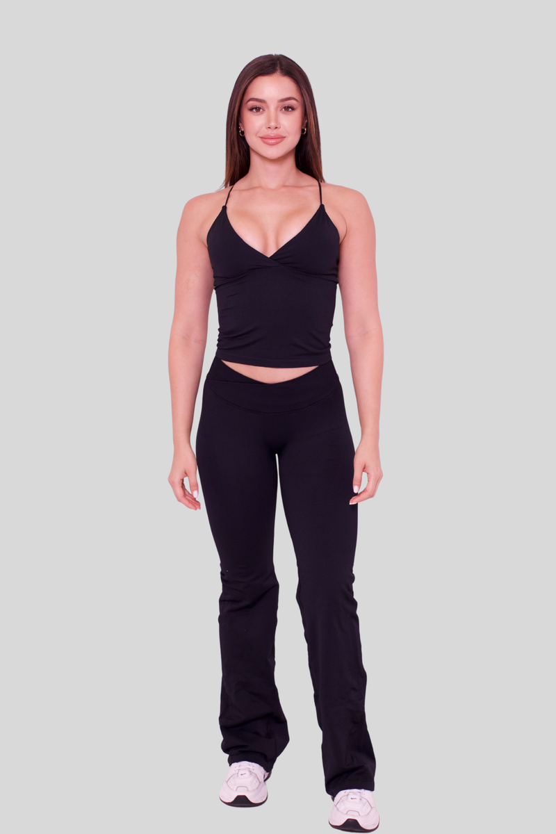 Signature Sculpt V-waist Flare Leggings | Black